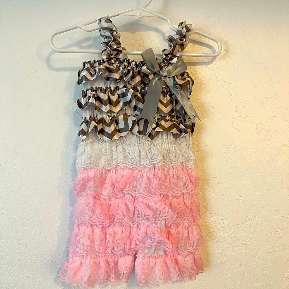Pantaloon romper